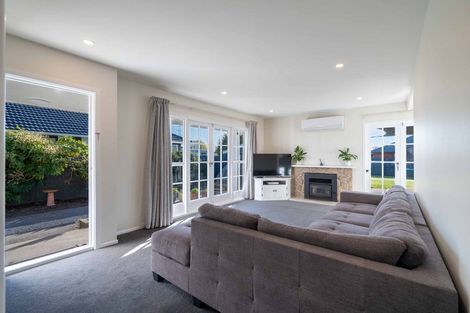 Photo of property in 8 Denise Crescent, Hornby, Christchurch, 8042