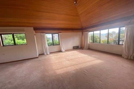 Photo of property in 16 Cheviot Road, Lowry Bay, Lower Hutt, 5013