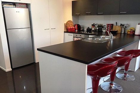 Photo of property in 32 Norcross Avenue, Henderson, Auckland, 0612