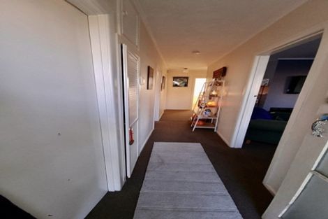 Photo of property in 25 Rosehill Drive, Rosehill, Papakura, 2113