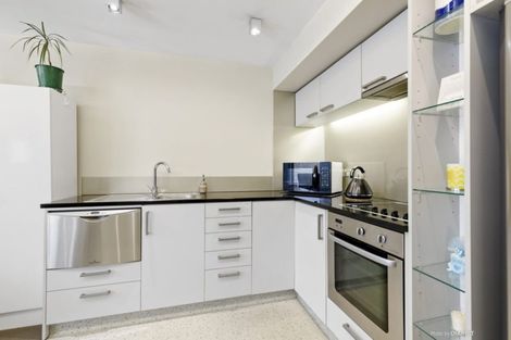 Photo of property in 16/45 Childers Terrace, Kilbirnie, Wellington, 6022