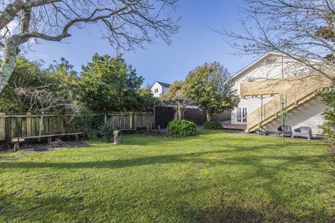 Photo of property in 8 Friend Street, Karori, Wellington, 6012