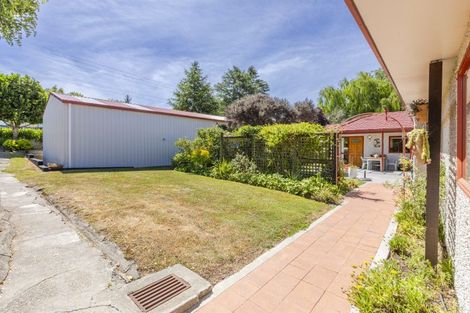 Photo of property in 41 Domain Road, Waipawa, 4210