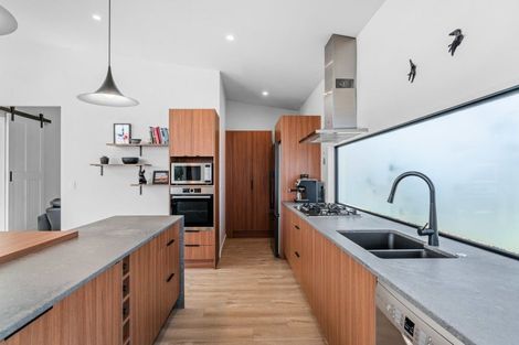 Photo of property in 25 Matipo Street, Wanaka, 9305