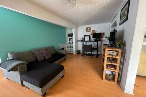 Photo of property in 9 Lochinver Road, Papatoetoe, Auckland, 2025