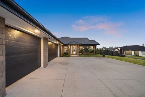 Photo of property in 15 Fisk Road, Pukekohe, 2120