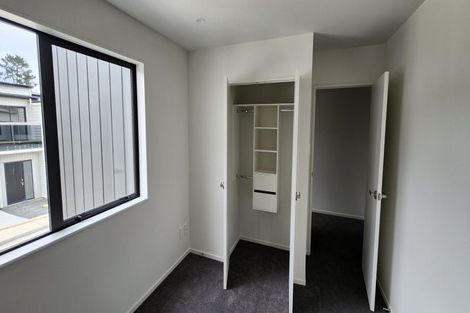 Photo of property in 12 Korokio Lane, Henderson, Auckland, 0612