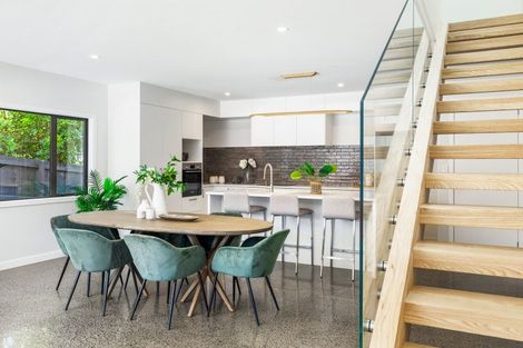 Photo of property in 15 Schnapper Rock Road, Greenhithe, Auckland, 0632