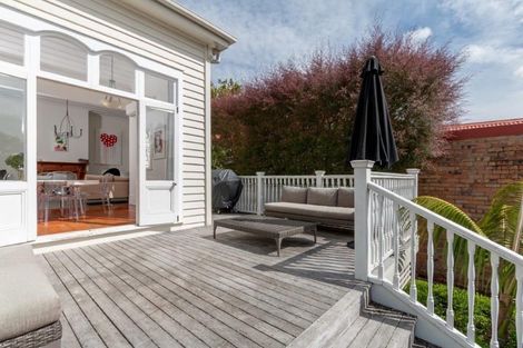 Photo of property in 11 Herne Bay Road, Herne Bay, Auckland, 1011