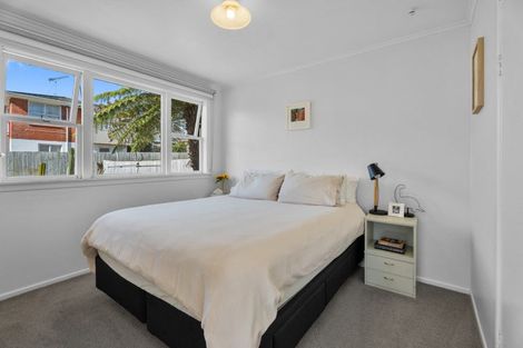 Photo of property in 13 Akarana Avenue, Mount Roskill, Auckland, 1041