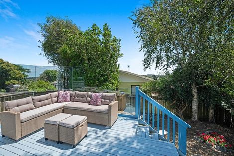 Photo of property in 1/23 Glenshee Place, Highland Park, Auckland, 2010