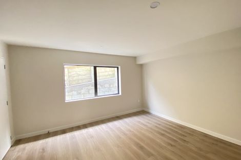 Photo of property in 21 Vazey Way, Hobsonville, Auckland, 0618