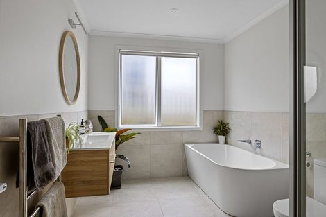 Photo of property in 14 Three Brothers Place, Warkworth, 0981