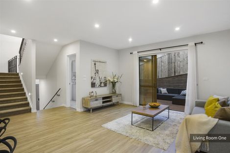 Photo of property in 87 Fairview Avenue, Fairview Heights, Auckland, 0632