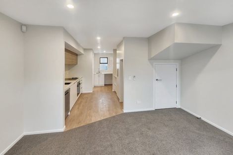 Photo of property in 5/31 Wainuiomata Road, Wainuiomata, Lower Hutt, 5014