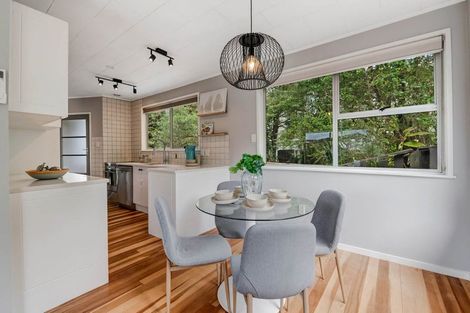 Photo of property in 14 Orton Street, Glenfield, Auckland, 0627