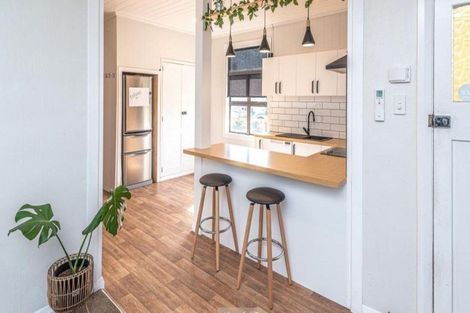 Photo of property in 13 Karaka Street, Castlecliff, Whanganui, 4501