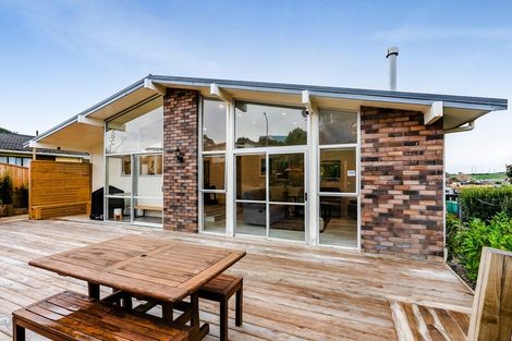 Photo of property in 9 Bronte Place, Whalers Gate, New Plymouth, 4310