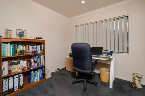 Photo of property in 250a Te Atatu Road, Te Atatu South, Auckland, 0610