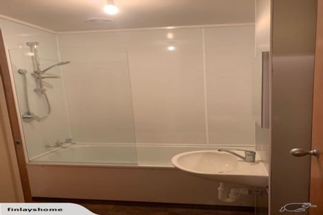 Photo of property in 3 Norman Spencer Drive, Papatoetoe, Auckland, 2104