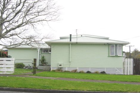 Photo of property in 230 Omata Road, Spotswood, New Plymouth, 4310