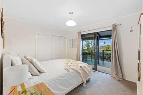 Photo of property in 5b Kauri Road, Stanmore Bay, Whangaparaoa, 0932