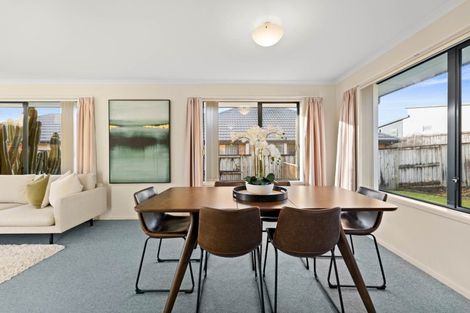 Photo of property in 26 Holford Place, Huntington, Hamilton, 3210