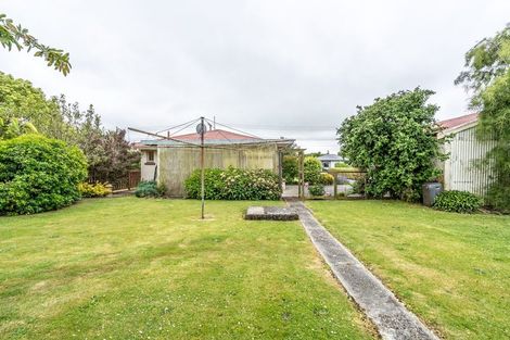 Photo of property in 6 Coutts Road, Gore, 9710