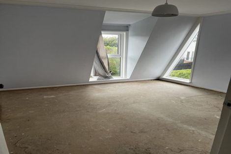 Photo of property in 3/49 Mandalay Terrace, Khandallah, Wellington, 6035