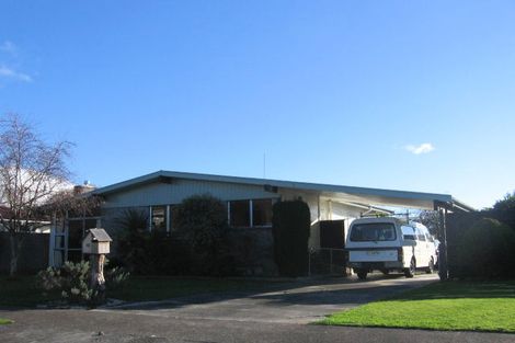 Photo of property in 52 Apollo Parade, Milson, Palmerston North, 4414