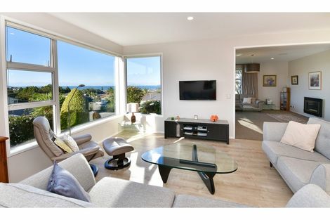 Photo of property in 4 Manhattan Rise, Orewa, 0931