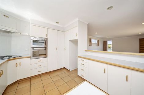 Photo of property in 48 Burns Street, Hawera, 4610