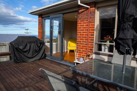 Photo of property in 25 Forbes Street, Balaclava, Dunedin, 9011