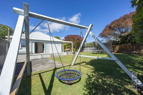 Photo of property in 23 Kaipara Portage Road, Riverhead, 0820