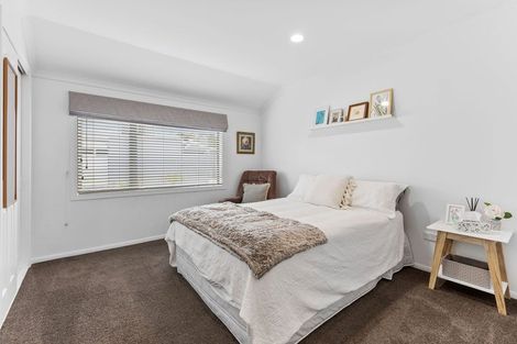Photo of property in 10g Tupare Place, Highlands Park, New Plymouth, 4312