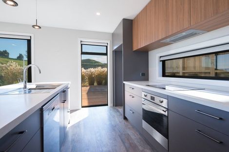 Photo of property in 30 Huntaway Close, Stoke, Nelson, 7011