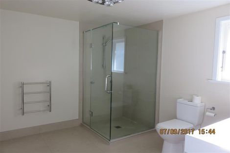 Photo of property in 2/46 Gulf View Road, Murrays Bay, Auckland, 0630