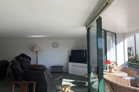 Photo of property in St James Courts, 12/77 Gloucester Street, Christchurch Central, Christchurch, 8013