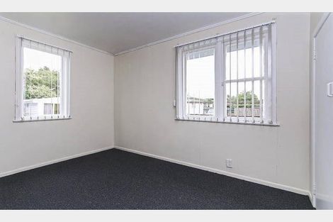 Photo of property in 67 Cobham Crescent, Kelston, Auckland, 0602