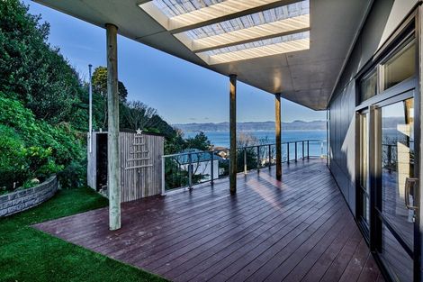 Photo of property in 21 Winchester Street, Kaiwharawhara, Wellington, 6035