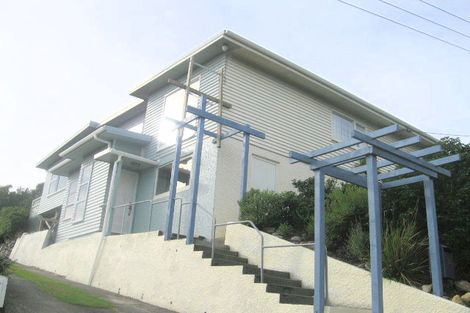 Photo of property in 7 Mana View Road, Paremata, Porirua, 5026