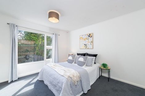 Photo of property in 171 Miromiro Road, Normandale, Lower Hutt, 5010