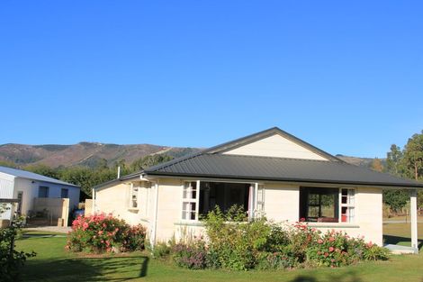 Photo of property in 44 Hunts Road, Waimate, 7978