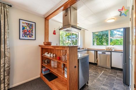 Photo of property in 172 Holborn Drive, Stokes Valley, Lower Hutt, 5019