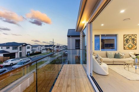 Photo of property in 29 Kaupeka Road, Orewa, 0931