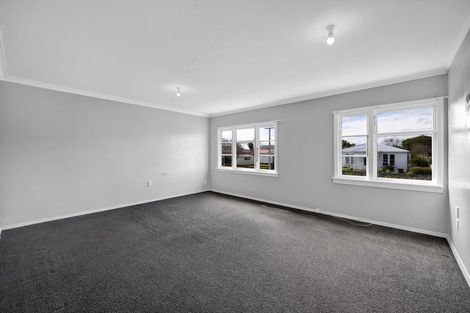 Photo of property in 9 Caplen Street, Hawera, 4610