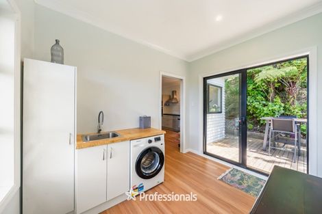 Photo of property in 24 Miromiro Road, Normandale, Lower Hutt, 5010