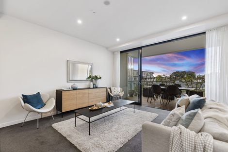 Photo of property in 201/8a Lake Pupuke Drive, Takapuna, Auckland, 0622