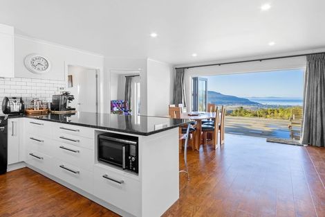 Photo of property in 11 Rangikatea Road, Omori, Turangi, 3381