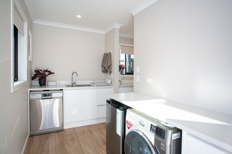 Photo of property in 18d Rose Leigh Drive, Cambridge, 3434